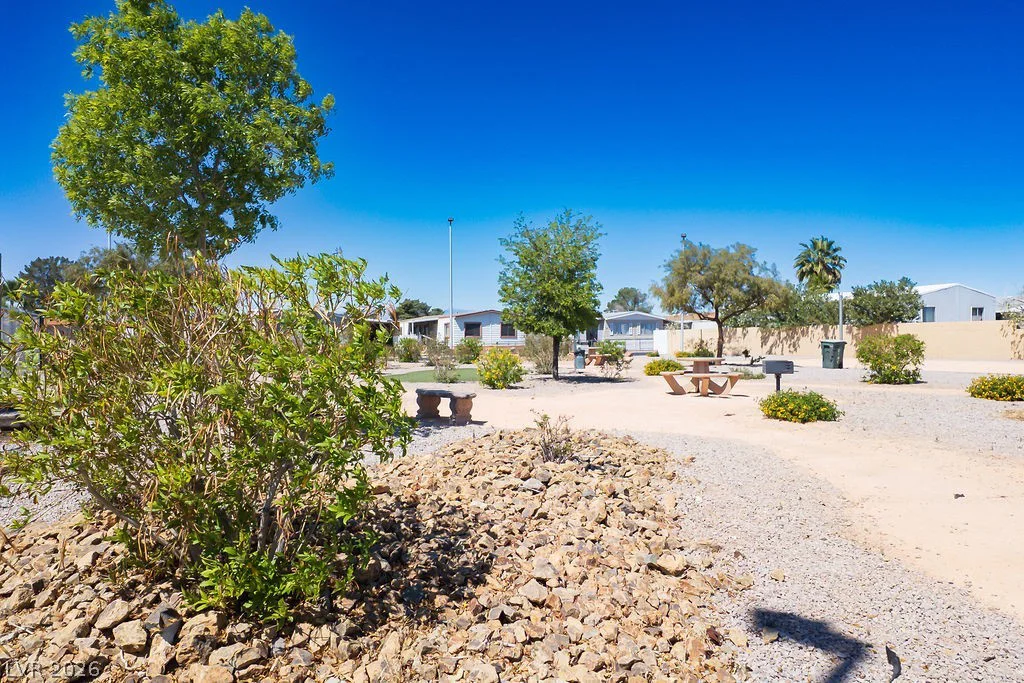 3529 Death Valley, Las Vegas, NV 89122