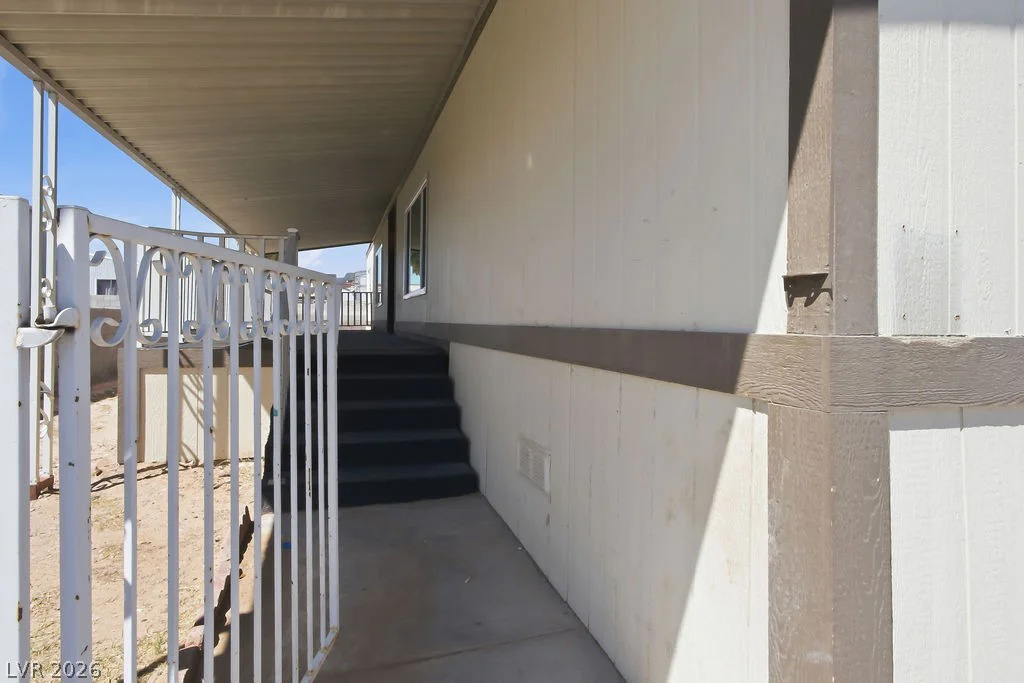 3529 Death Valley, Las Vegas, NV 89122