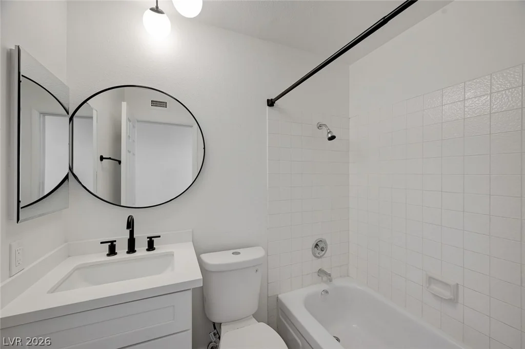 4840 Summerhill, Las Vegas, NV 89121