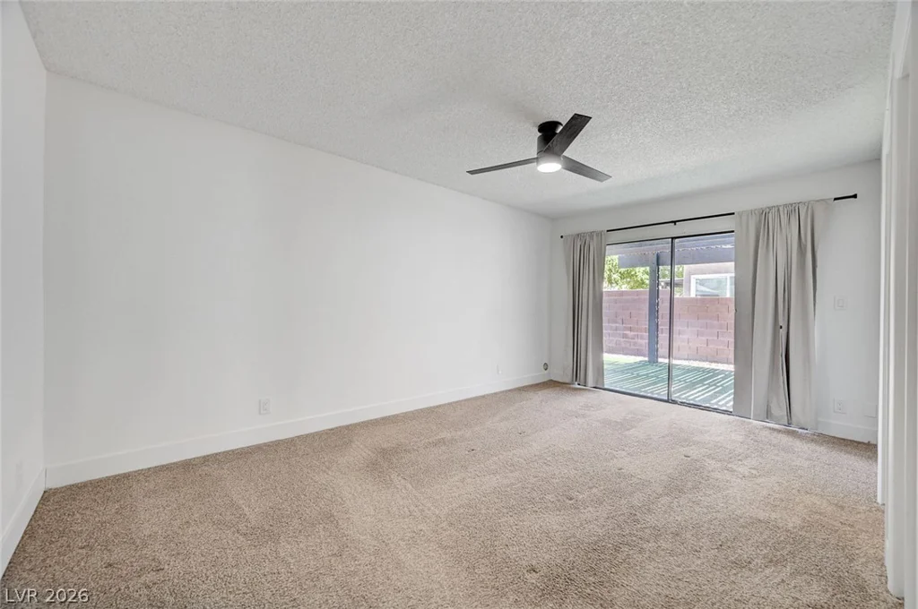 4840 Summerhill, Las Vegas, NV 89121