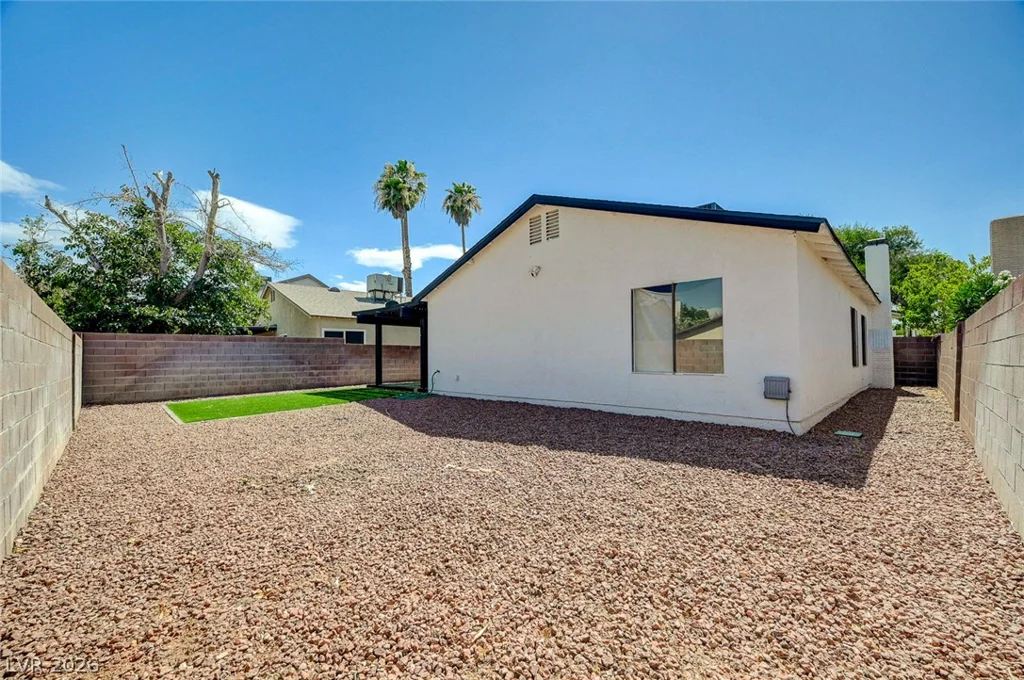 4840 Summerhill, Las Vegas, NV 89121