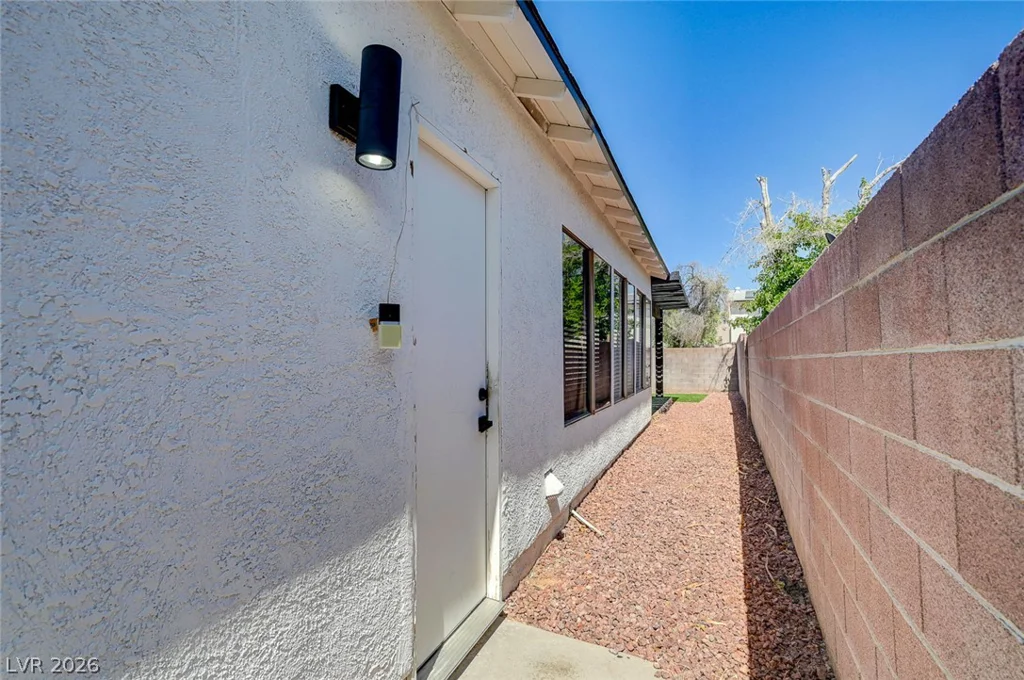 4840 Summerhill, Las Vegas, NV 89121