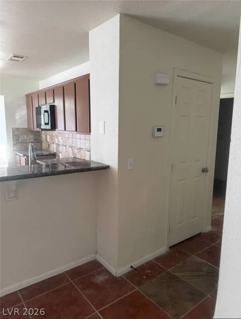 5115 Blossom, Las Vegas, NV 89142
