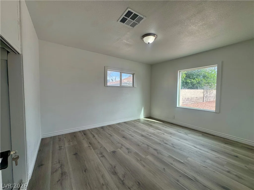 2106 Stewart, Las Vegas, NV 89101