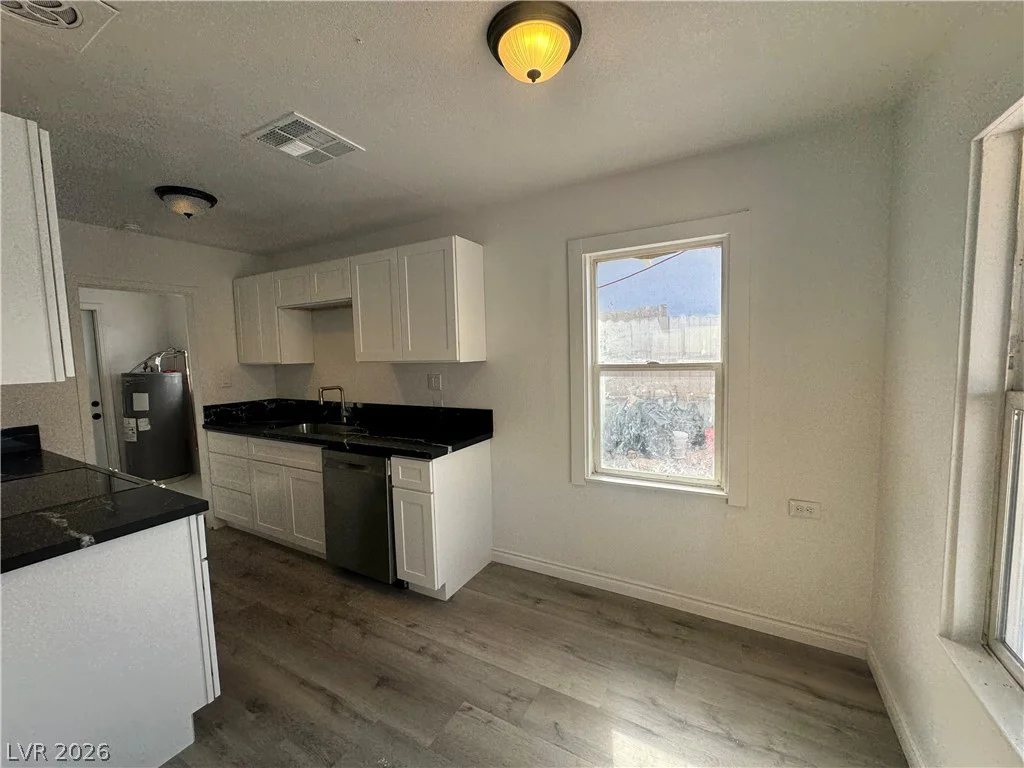 2106 Stewart, Las Vegas, NV 89101