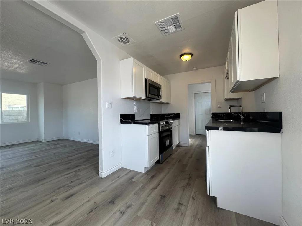 2106 Stewart, Las Vegas, NV 89101
