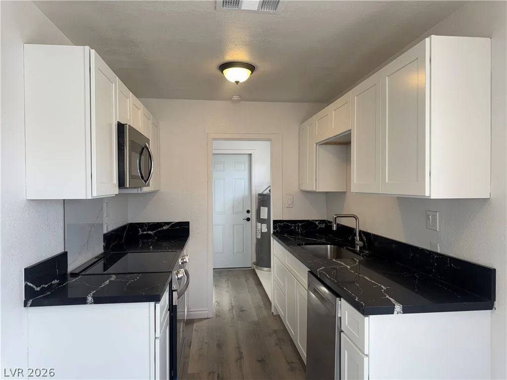2106 Stewart, Las Vegas, NV 89101