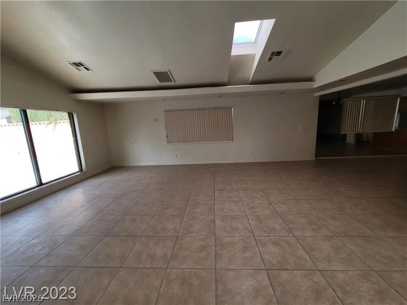 3480 Hacienda, Las Vegas, NV 89120