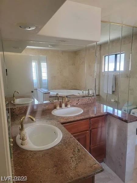 3480 Hacienda, Las Vegas, NV 89120