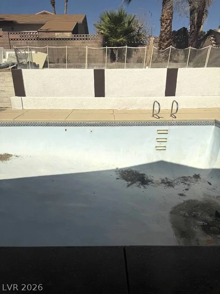 3480 Hacienda, Las Vegas, NV 89120