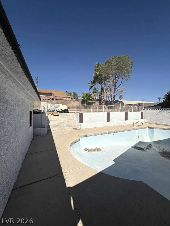 3480 Hacienda, Las Vegas, NV 89120