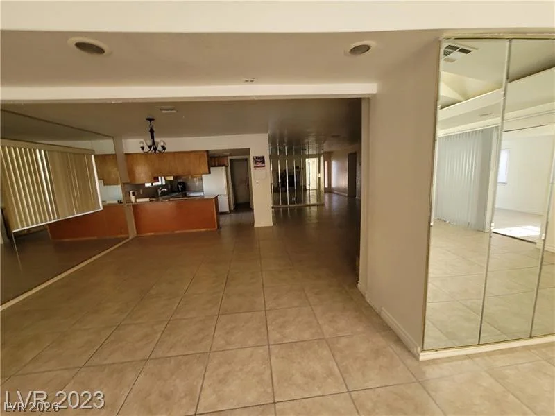 3480 Hacienda, Las Vegas, NV 89120