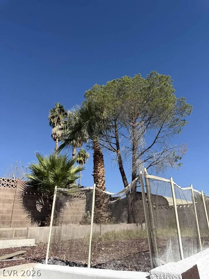 3480 Hacienda, Las Vegas, NV 89120