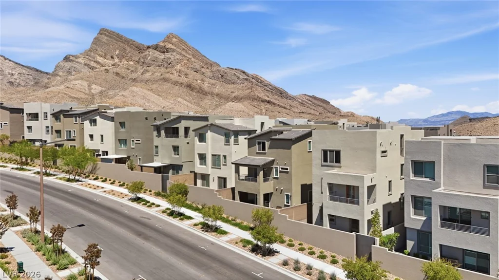 11635 Gentle Birdsong, Las Vegas, NV 89138
