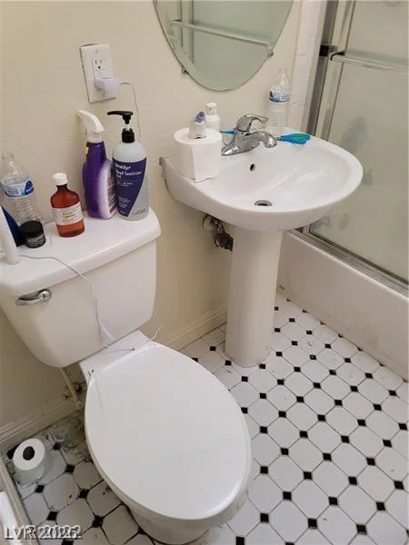 1413 Bryn Mawr, Las Vegas, NV 89102