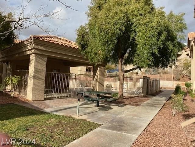 2110 Los Feliz, Las Vegas, NV 89156