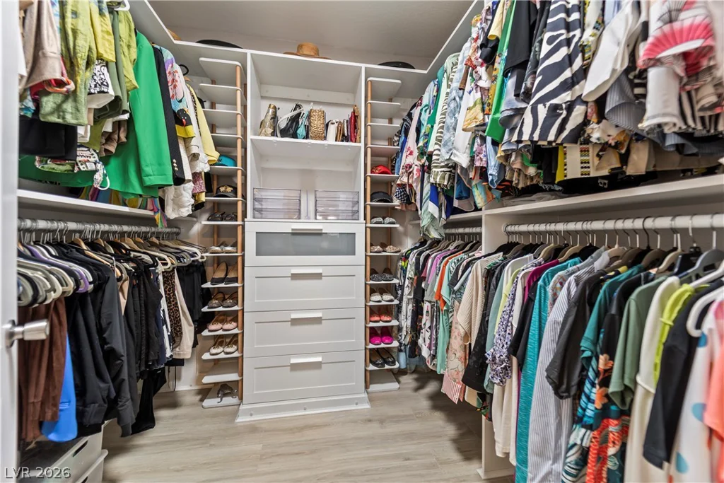 7640 Rolling View, Las Vegas, NV 89149