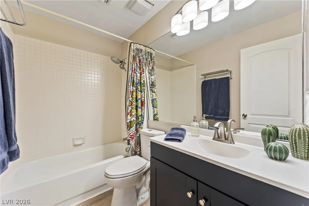 7640 Rolling View, Las Vegas, NV 89149