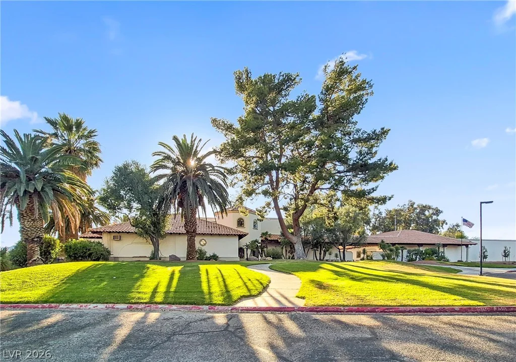 7640 Rolling View, Las Vegas, NV 89149
