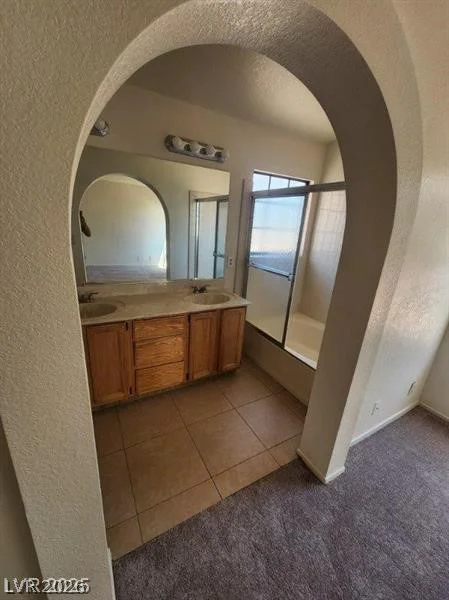4801 Fiesta Lakes, Las Vegas, NV 89130