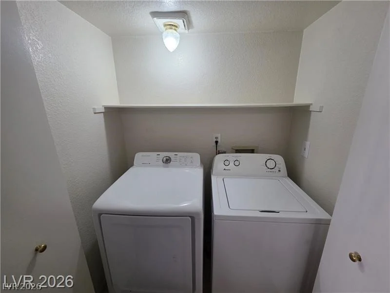 2724 Otter Creek, Las Vegas, NV 89117