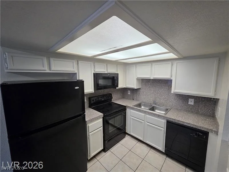 2724 Otter Creek, Las Vegas, NV 89117