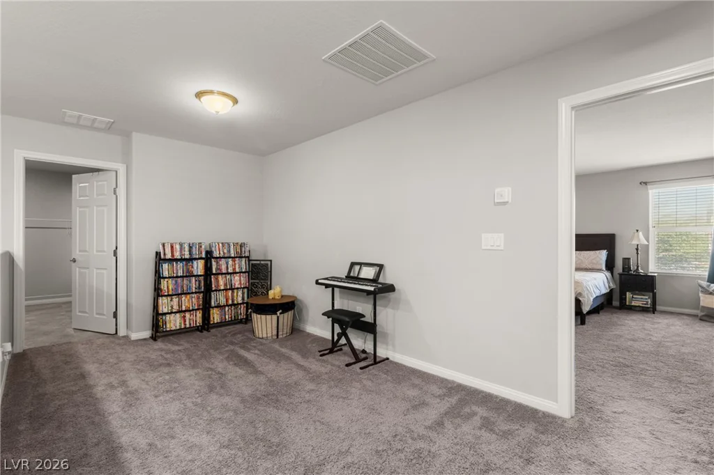 7215 Dazzle Point, North Las Vegas, NV 89084