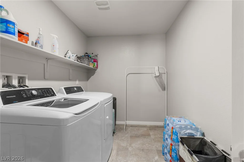 7215 Dazzle Point, North Las Vegas, NV 89084
