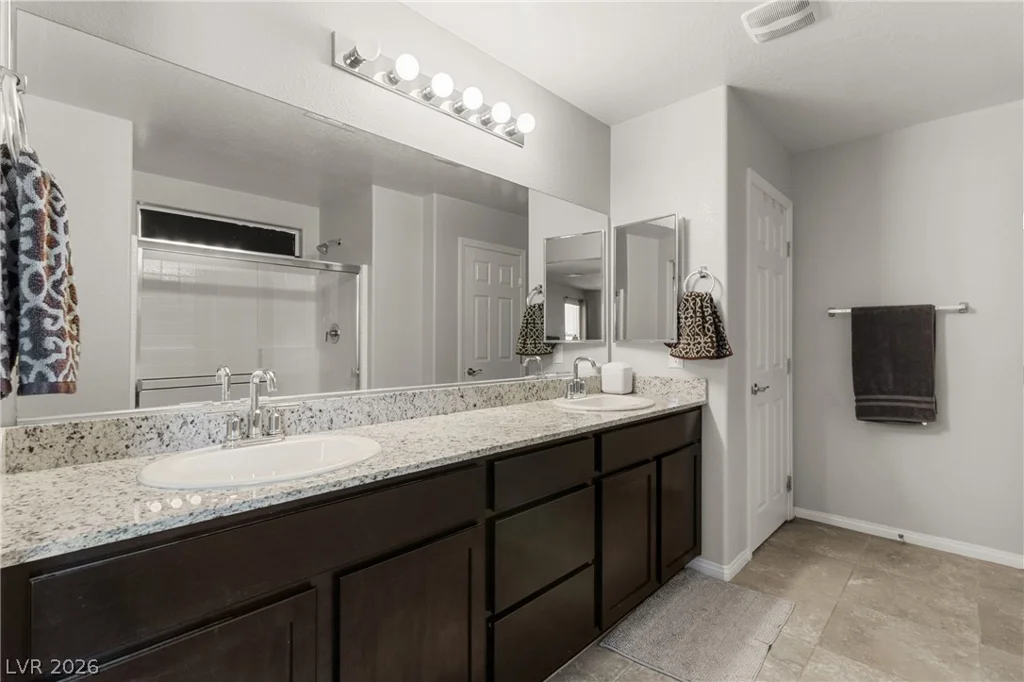 7215 Dazzle Point, North Las Vegas, NV 89084