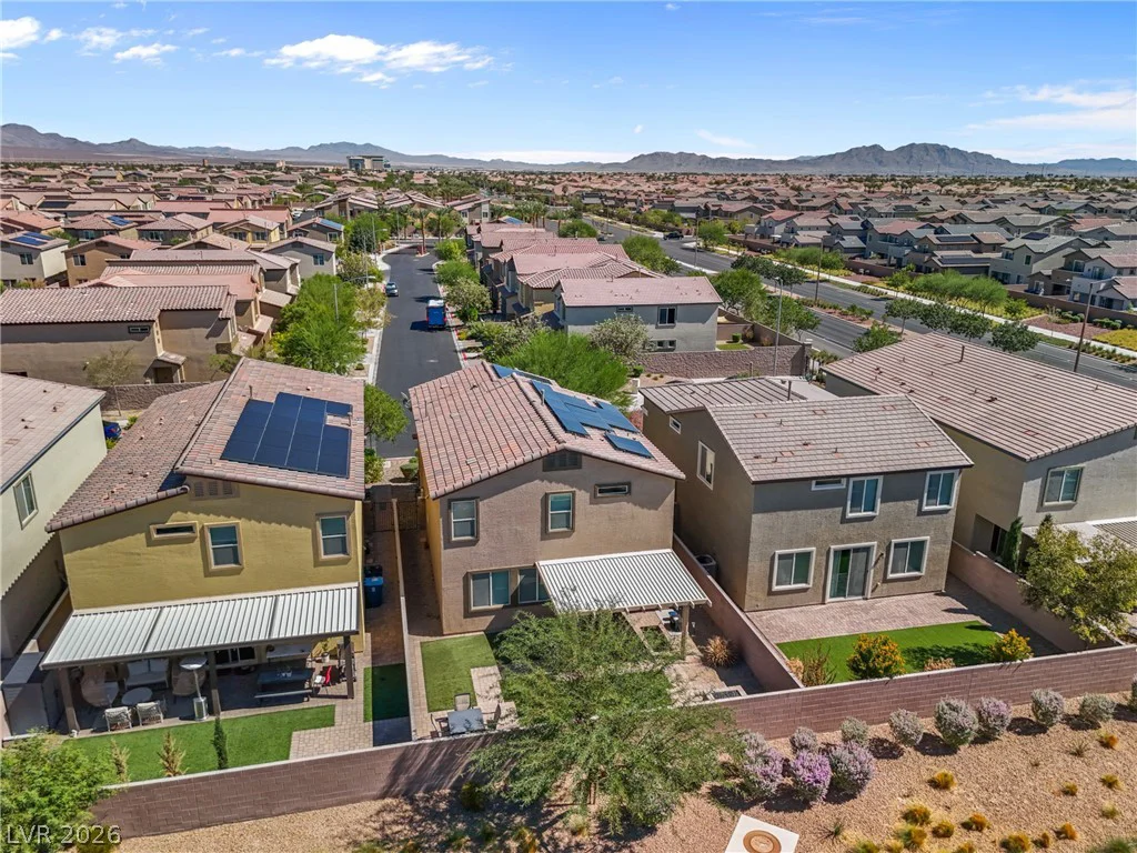 7215 Dazzle Point, North Las Vegas, NV 89084