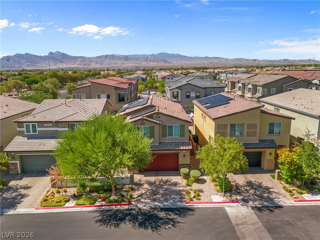 7215 Dazzle Point, North Las Vegas, NV 89084