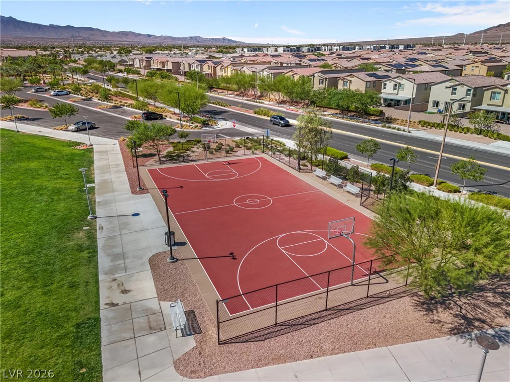 7215 Dazzle Point, North Las Vegas, NV 89084