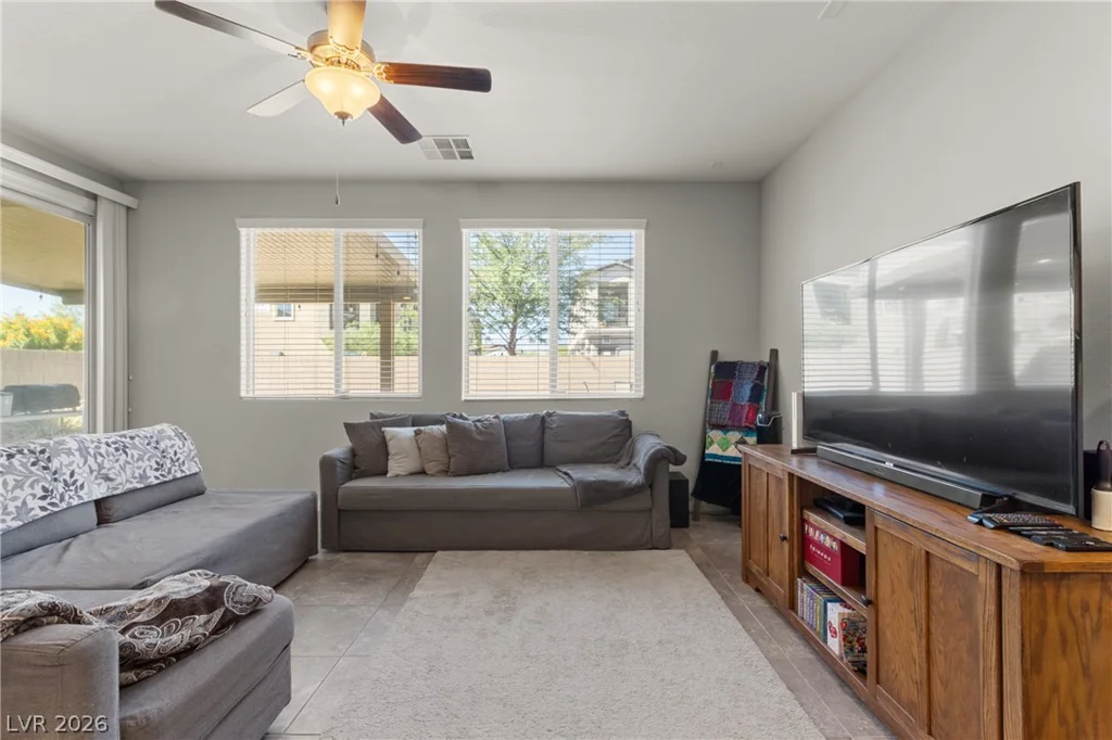 7215 Dazzle Point, North Las Vegas, NV 89084