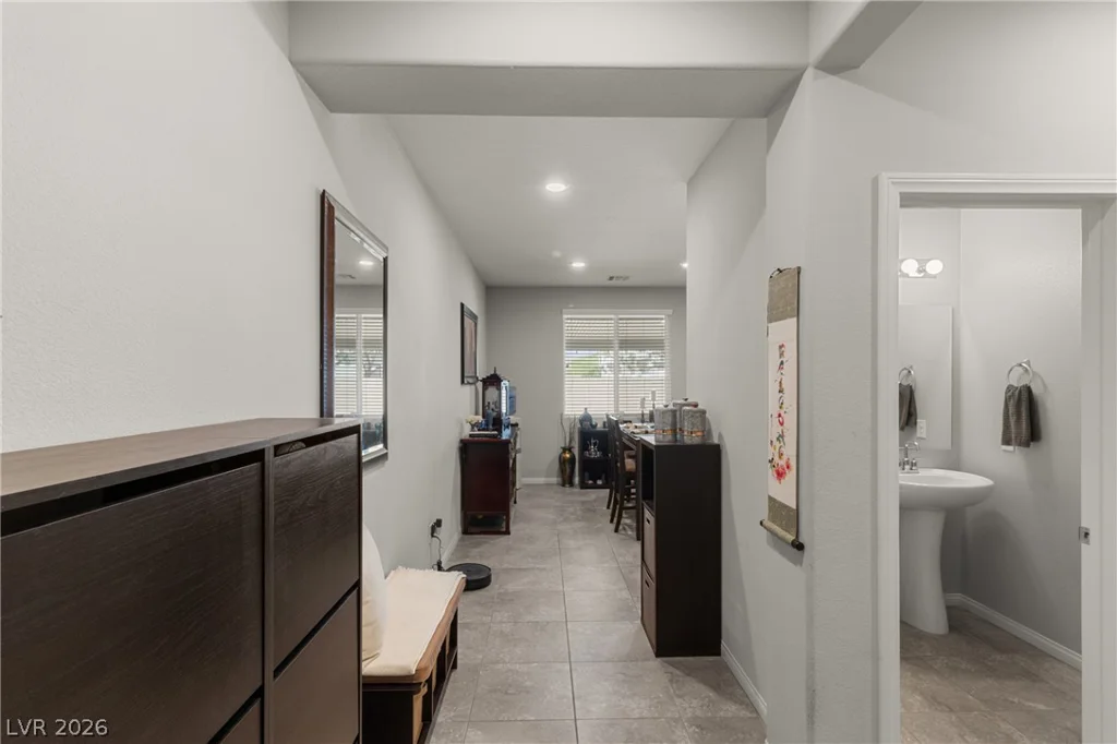 7215 Dazzle Point, North Las Vegas, NV 89084