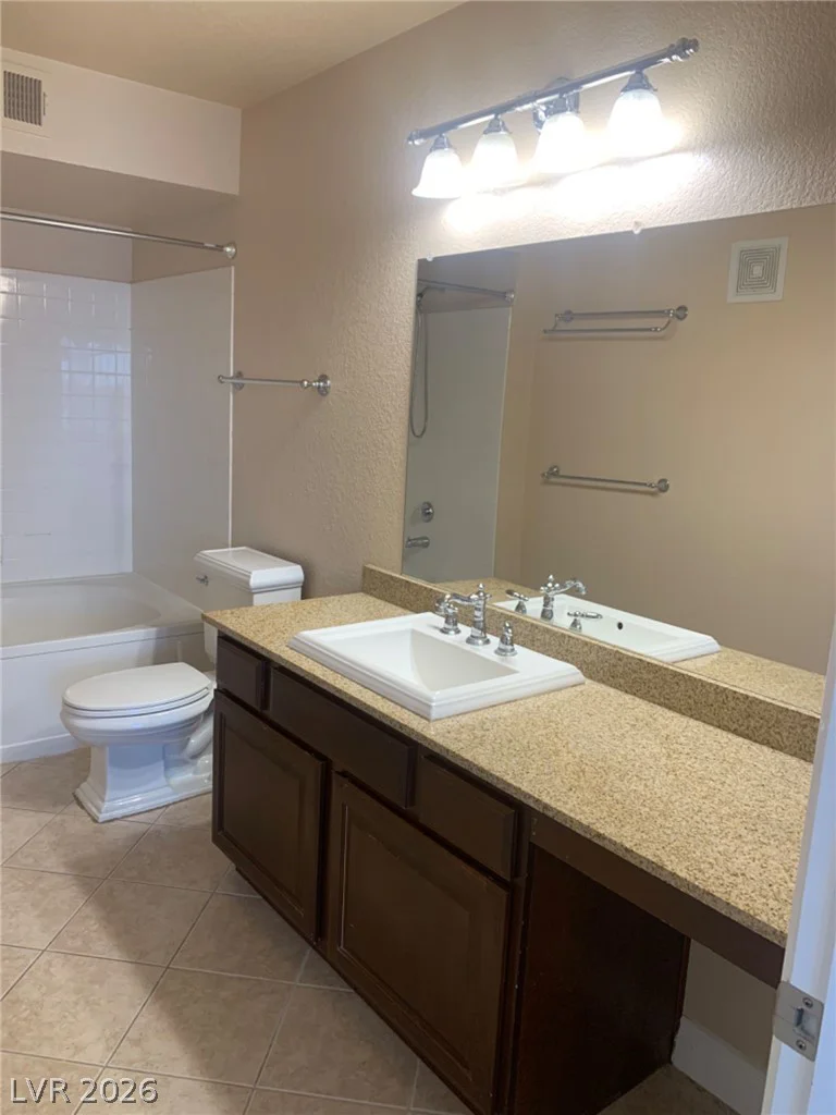 8101 Flamingo, Las Vegas, NV 89147