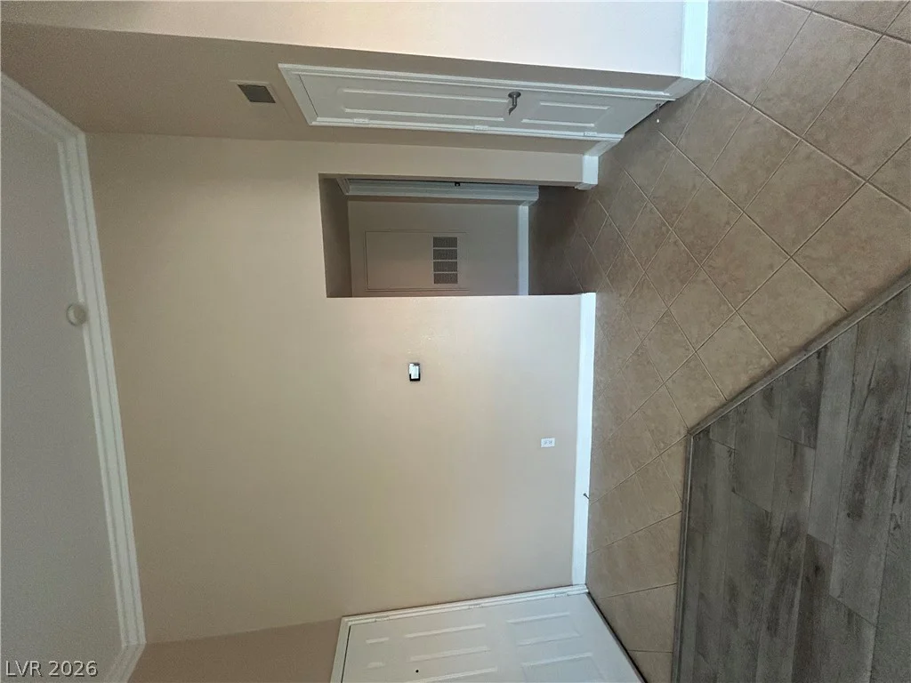 8101 Flamingo, Las Vegas, NV 89147
