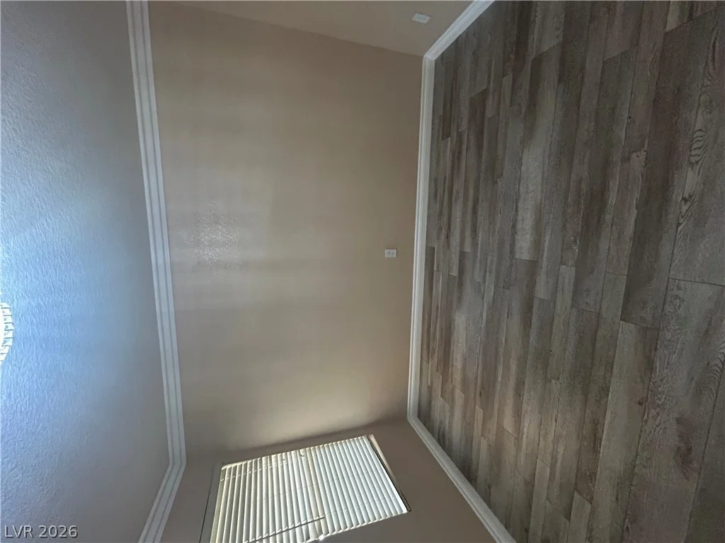 8101 Flamingo, Las Vegas, NV 89147