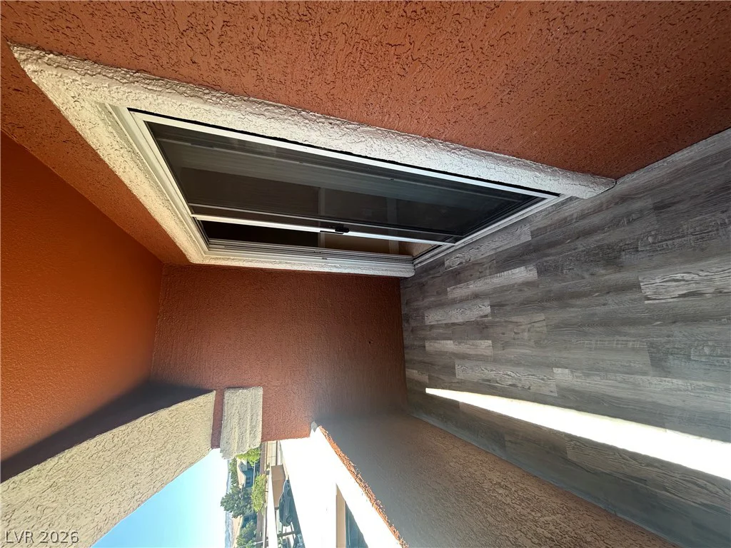 8101 Flamingo, Las Vegas, NV 89147