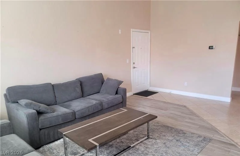 8101 Flamingo, Las Vegas, NV 89147