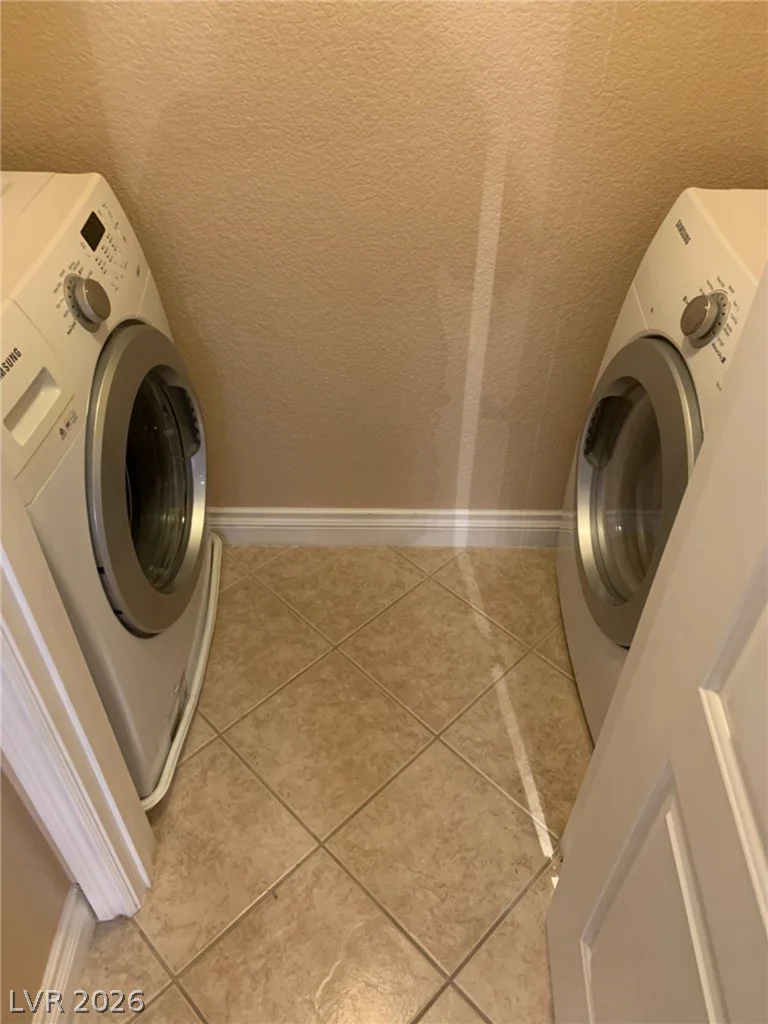 8101 Flamingo, Las Vegas, NV 89147
