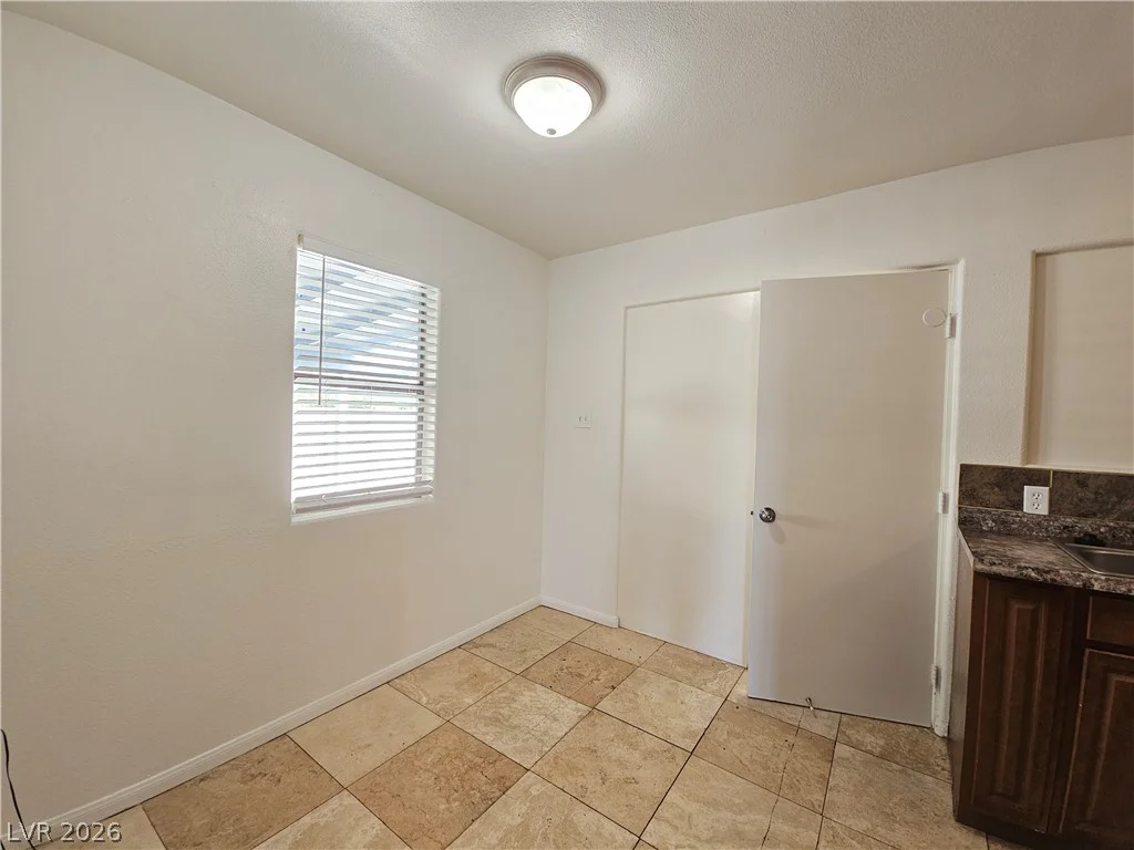 5513 Alta, Las Vegas, NV 89107