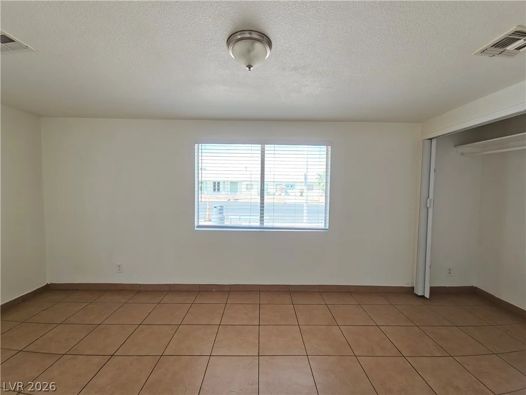 5513 Alta, Las Vegas, NV 89107