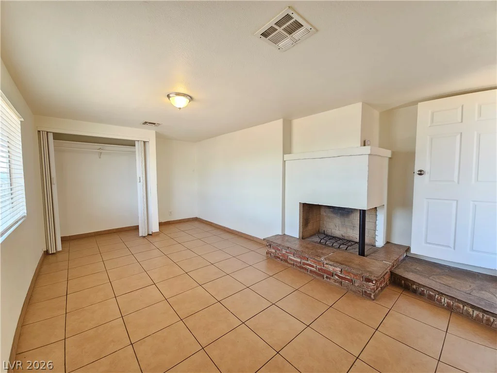 5513 Alta, Las Vegas, NV 89107