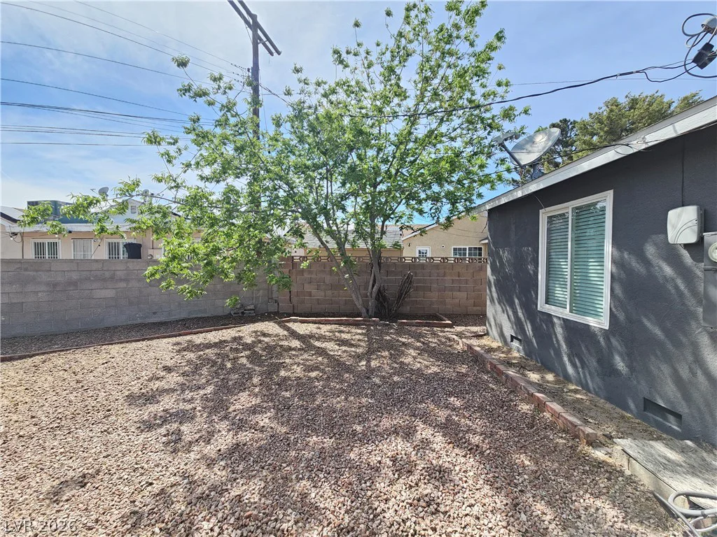5513 Alta, Las Vegas, NV 89107