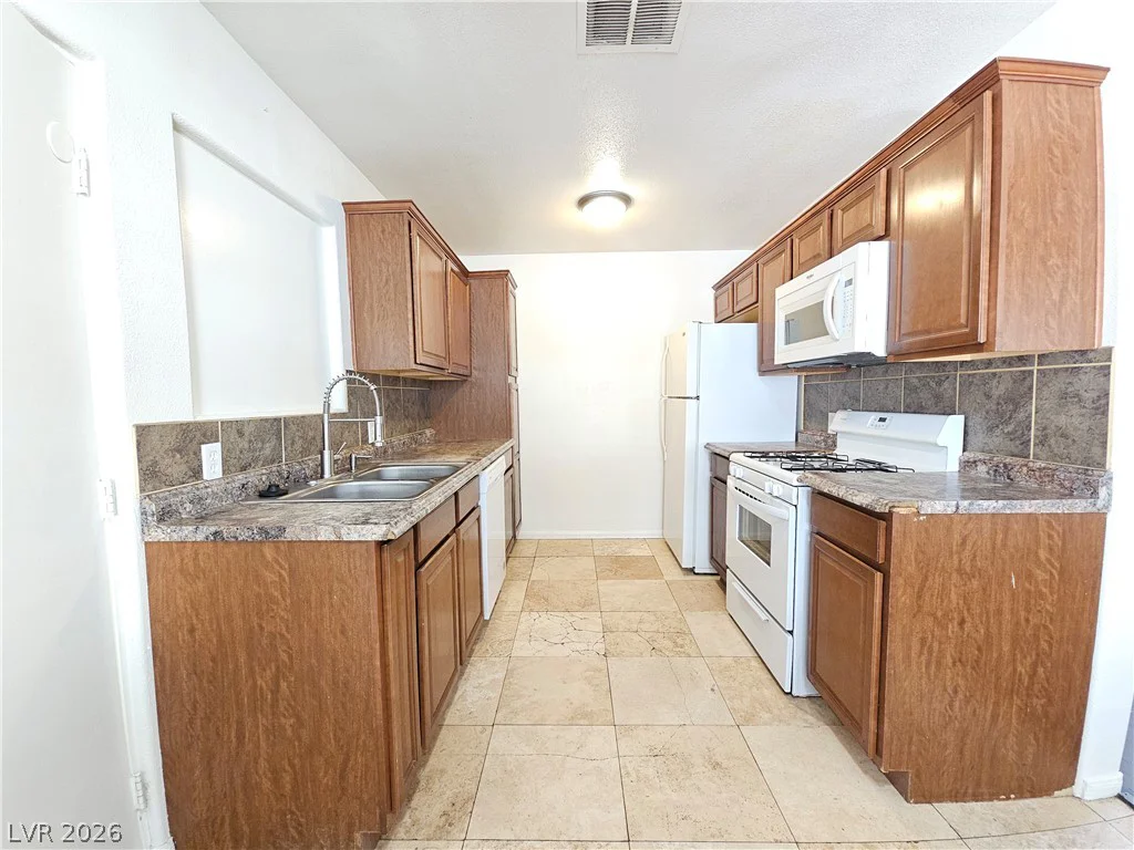 5513 Alta, Las Vegas, NV 89107
