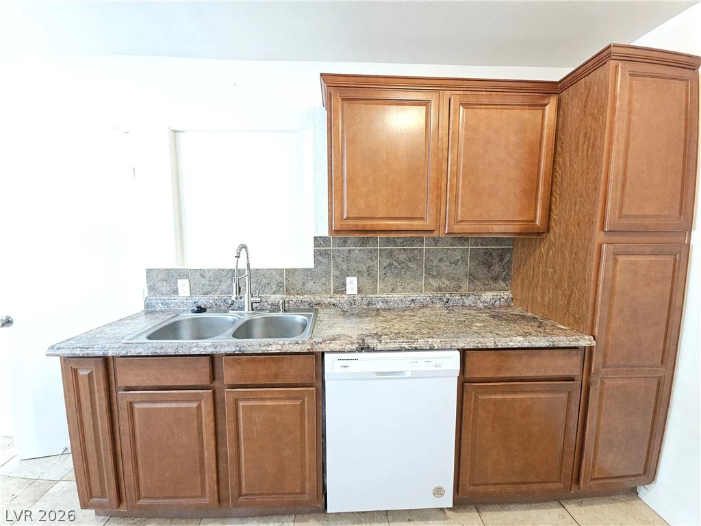 5513 Alta, Las Vegas, NV 89107