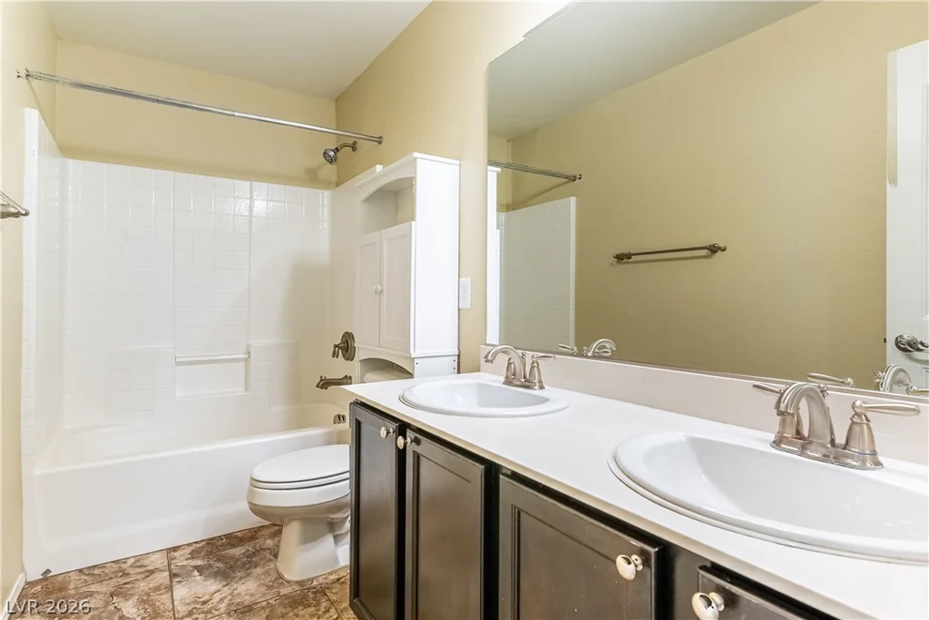7741 Donner Peak, Las Vegas, NV 89166