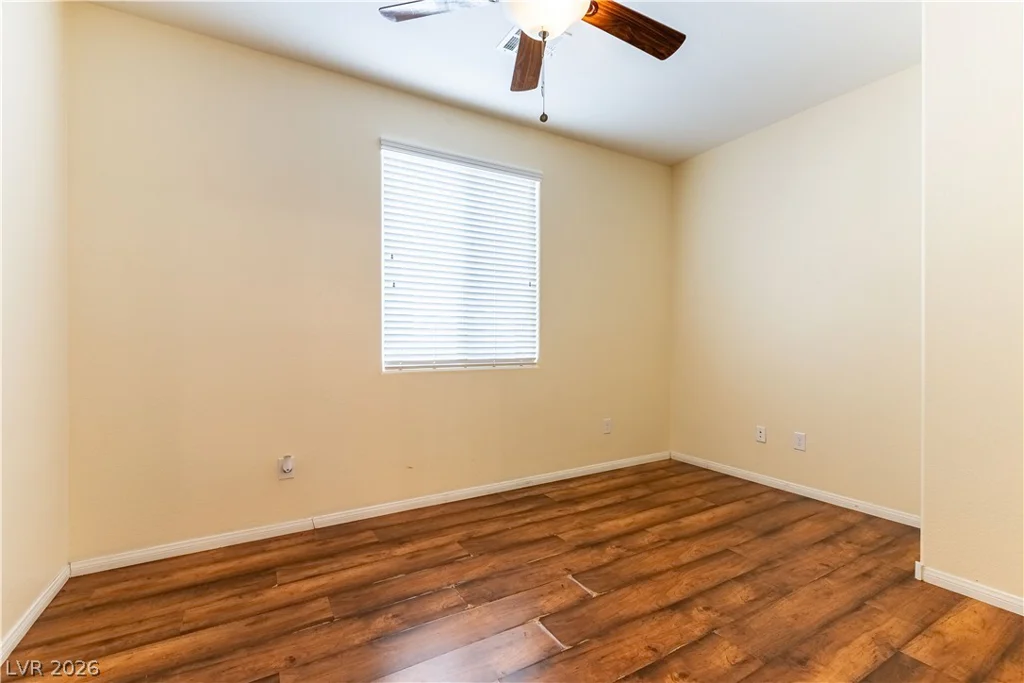 7741 Donner Peak, Las Vegas, NV 89166