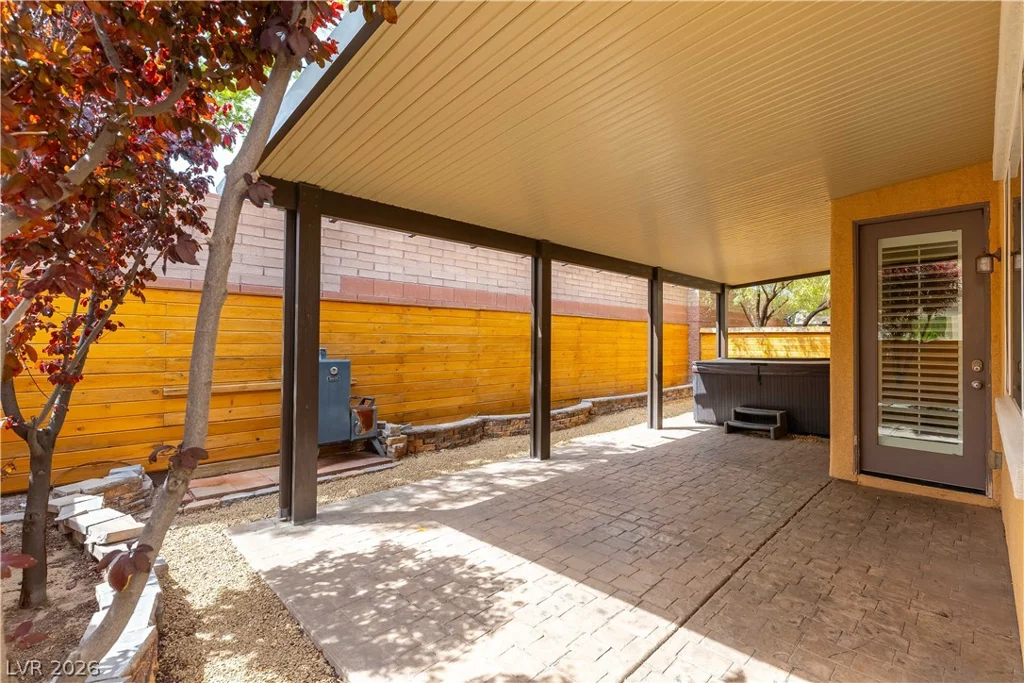 7741 Donner Peak, Las Vegas, NV 89166