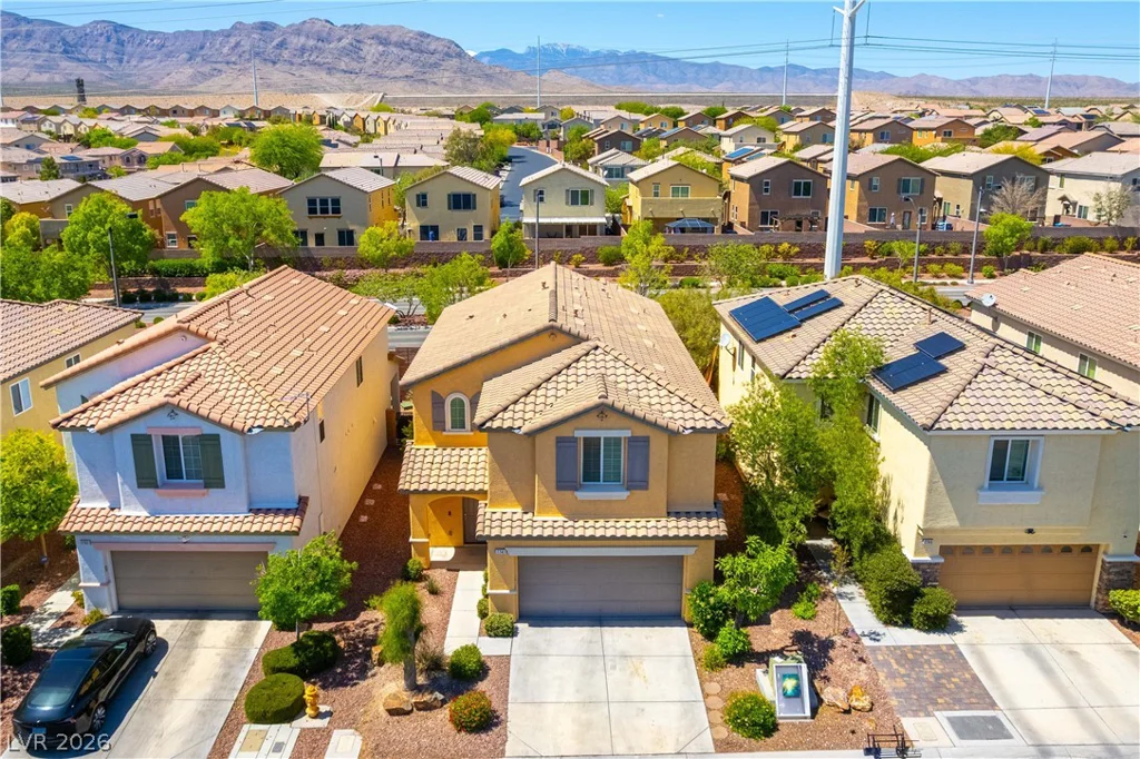 7741 Donner Peak, Las Vegas, NV 89166